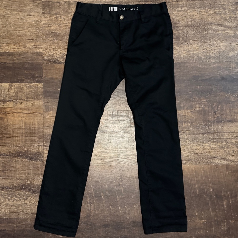 Free World everyday slim straight skater chinos ^_−☆